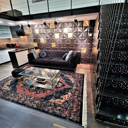 Goldcentral Apartment Art B6 Budapest Esterno foto