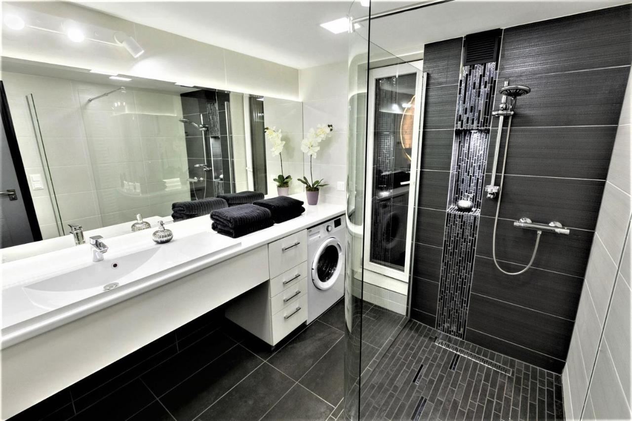 Goldcentral Apartment Art B6 Budapest Esterno foto