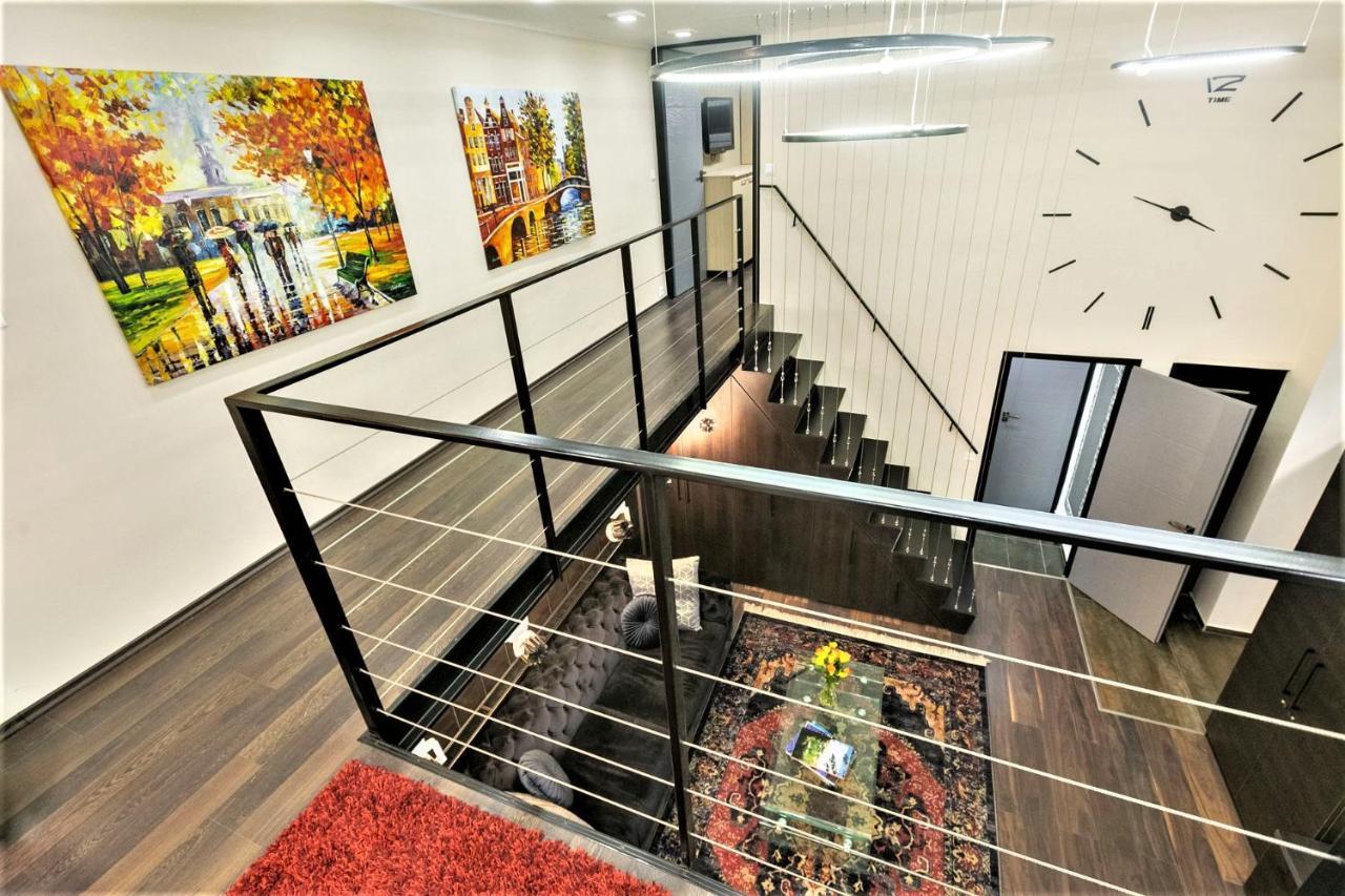 Goldcentral Apartment Art B6 Budapest Esterno foto