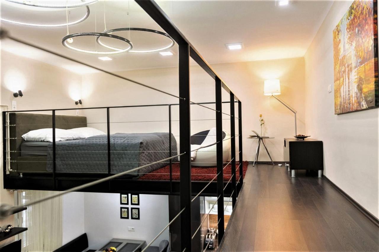 Goldcentral Apartment Art B6 Budapest Esterno foto